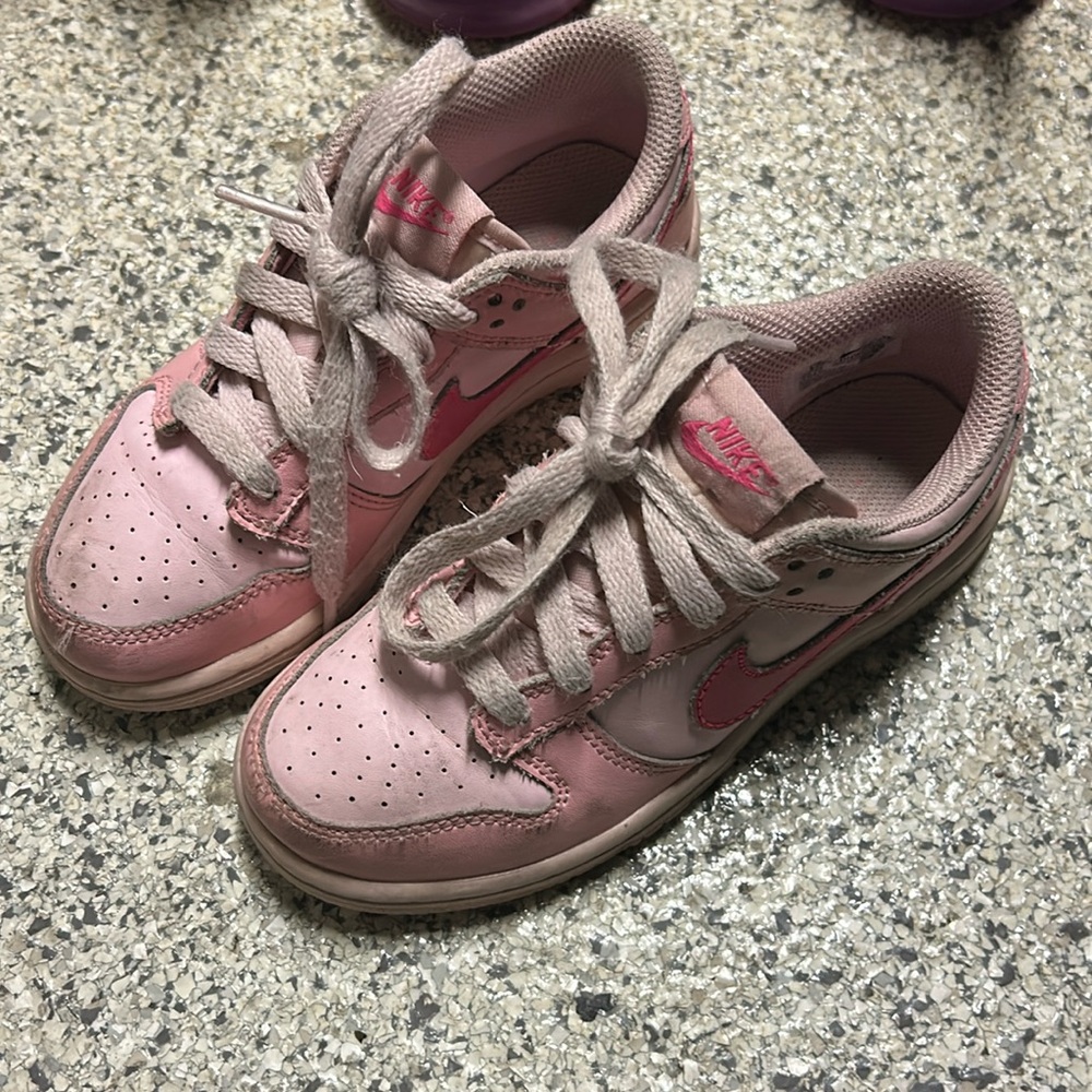 Nike Barbie dunk low size 13 pink